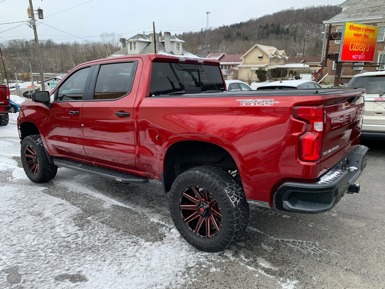Used 2021 Chevrolet Silverado 1500 LT Trail Boss w/ Convenience Package II image 3