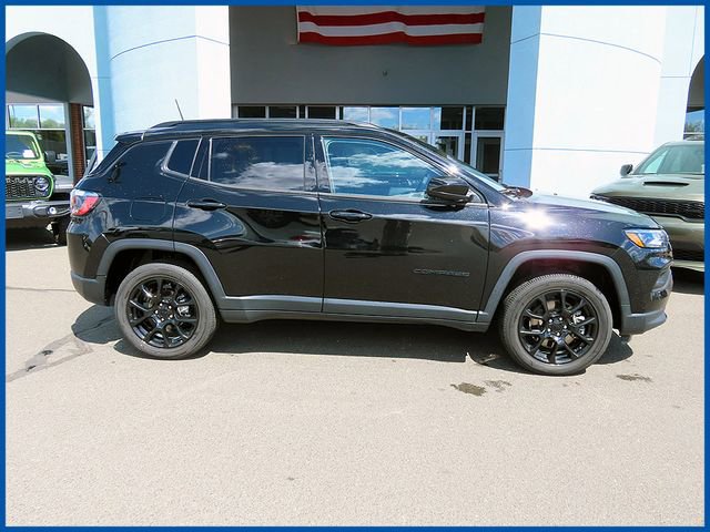 Used 2023 Jeep Compass Latitude w/ Sun and Sound Group