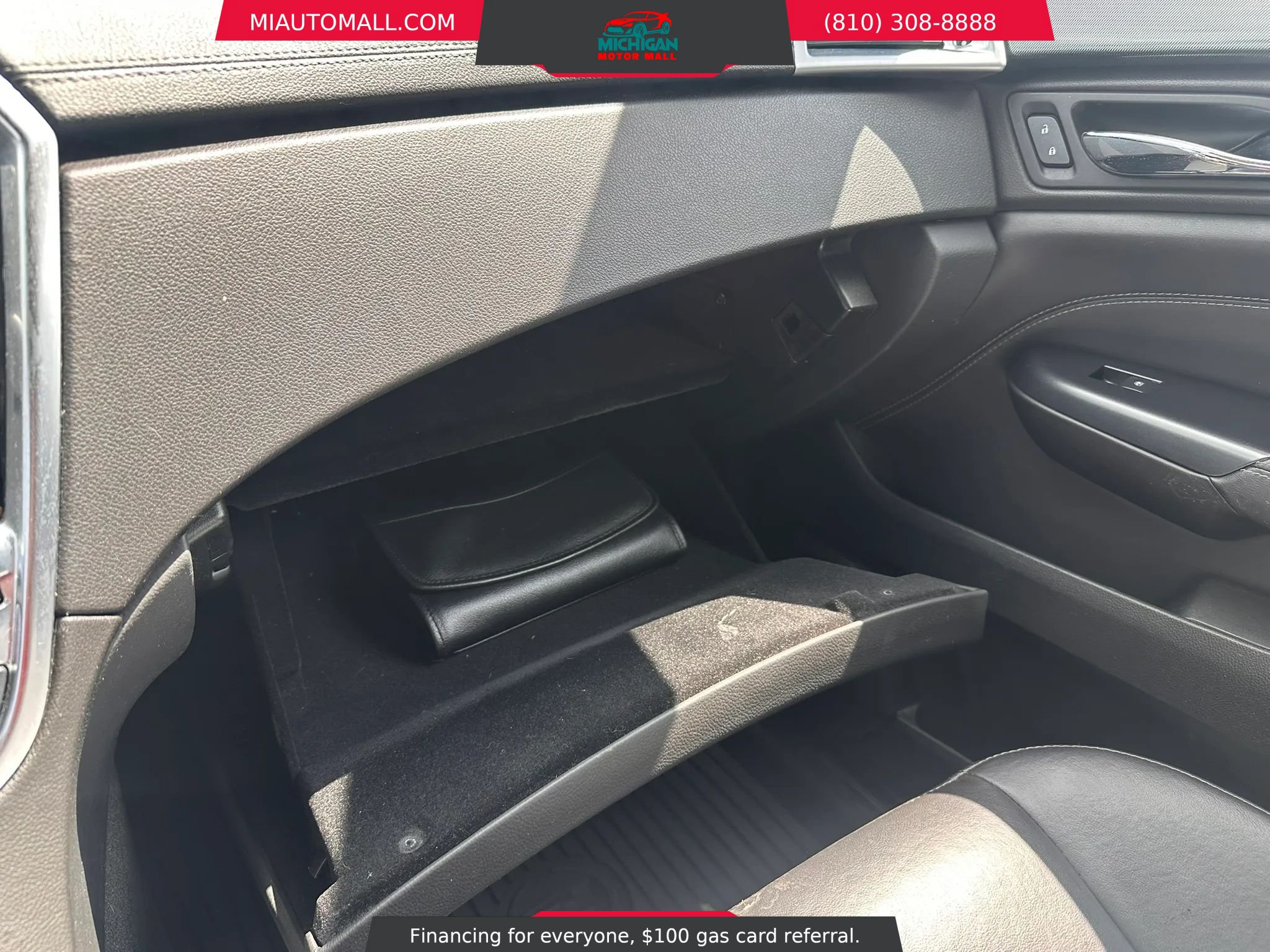 Used 2013 Cadillac SRX FWD image 19