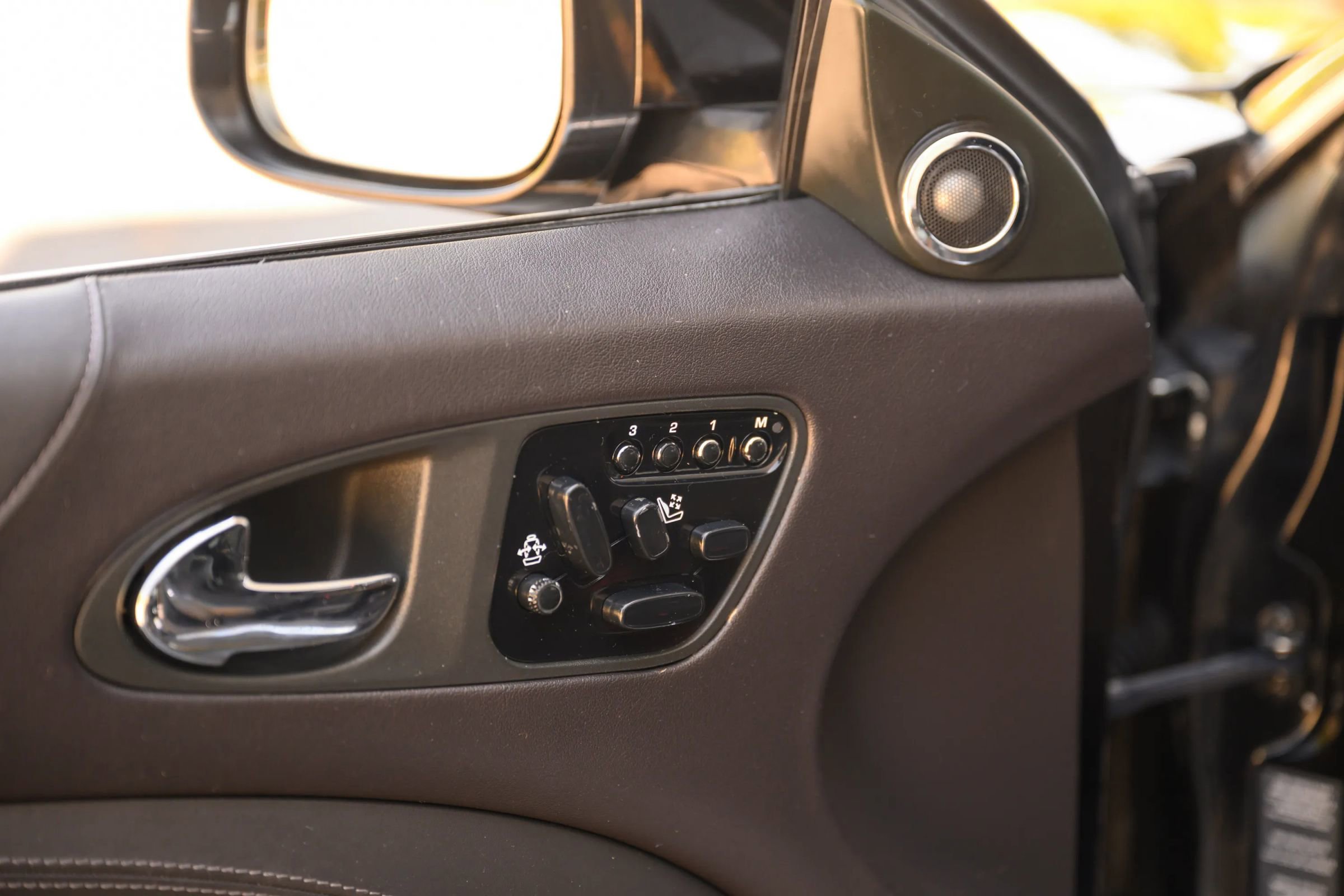 Used 2012 Jaguar XKR R RWD image 26