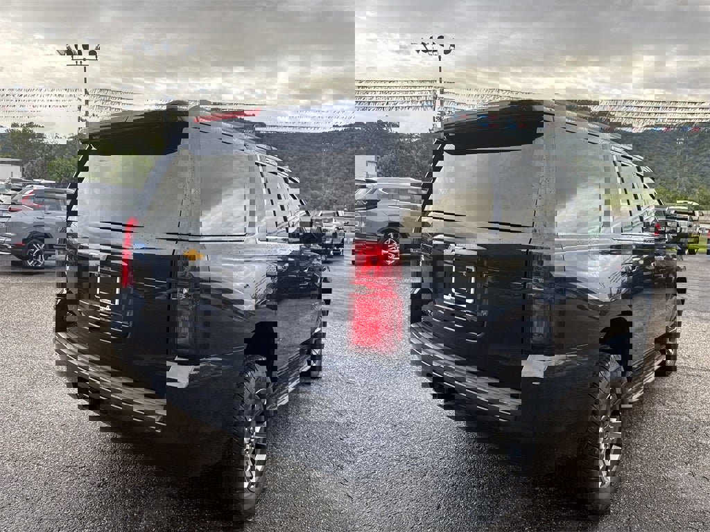 Used 2019 Chevrolet Tahoe LS image 4