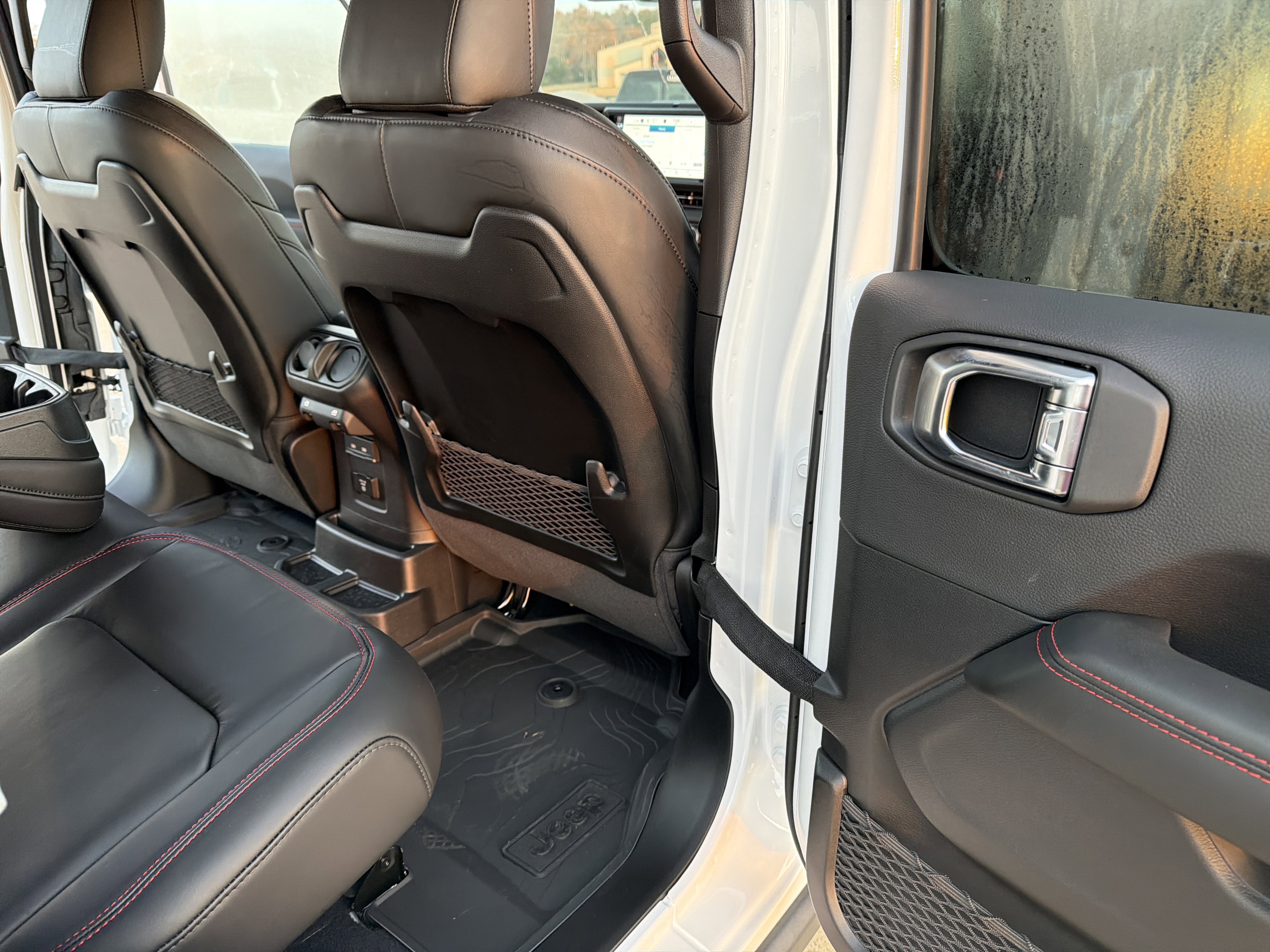 New 2026 Jeep Wrangler Unlimited Rubicon image 36