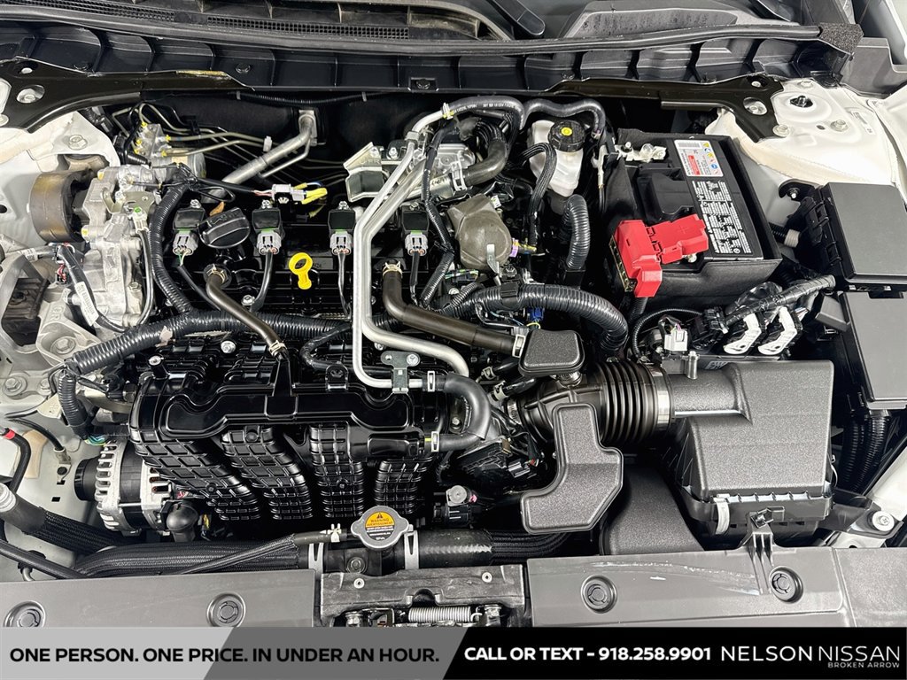 Certified 2025 Nissan Altima 2.5 SR w/ SR Premium Package FWD image 29