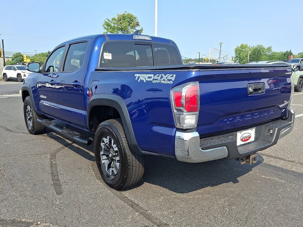 Used 2022 Toyota Tacoma TRD Off-Road AWD/4WD image 4