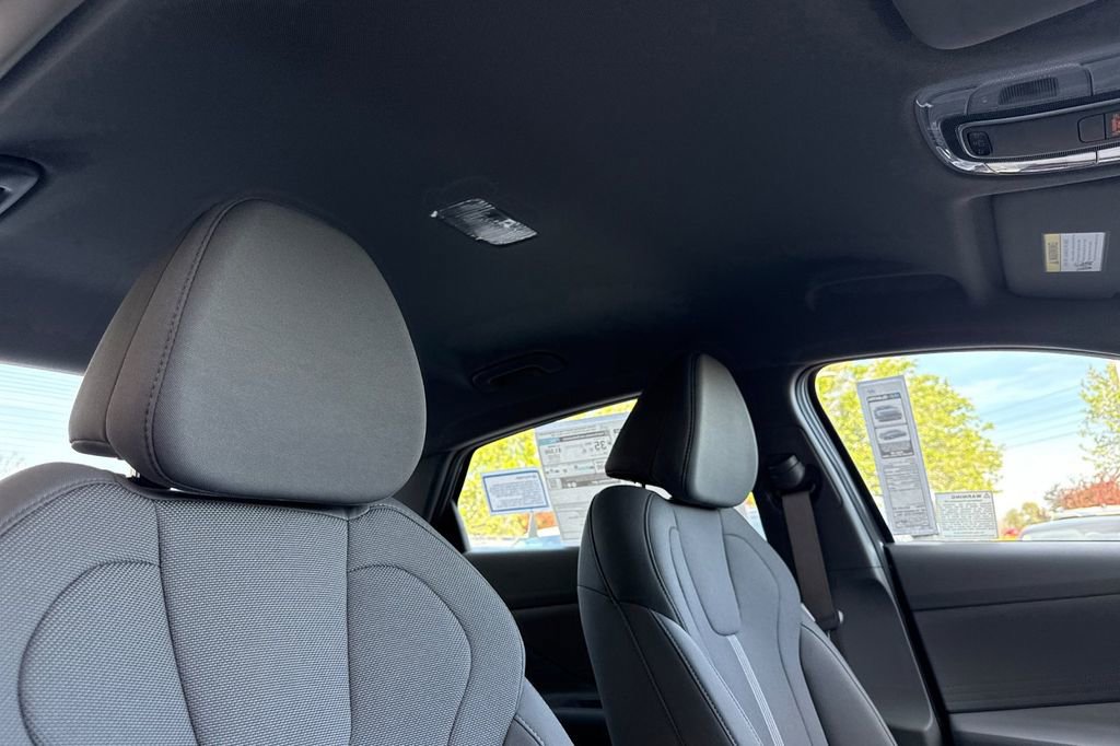 New 2026 Hyundai Elantra SE image 13