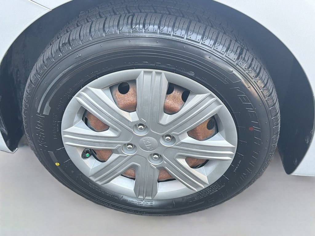 Used 2021 Kia Rio S FWD image 28