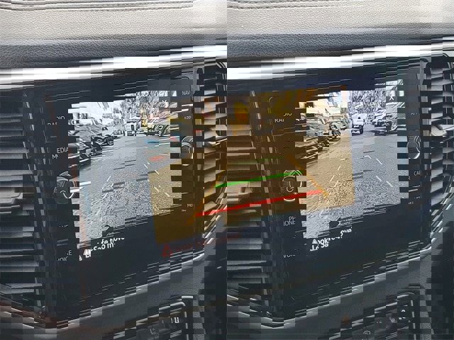 Certified 2021 Volkswagen Atlas SEL Premium image 28