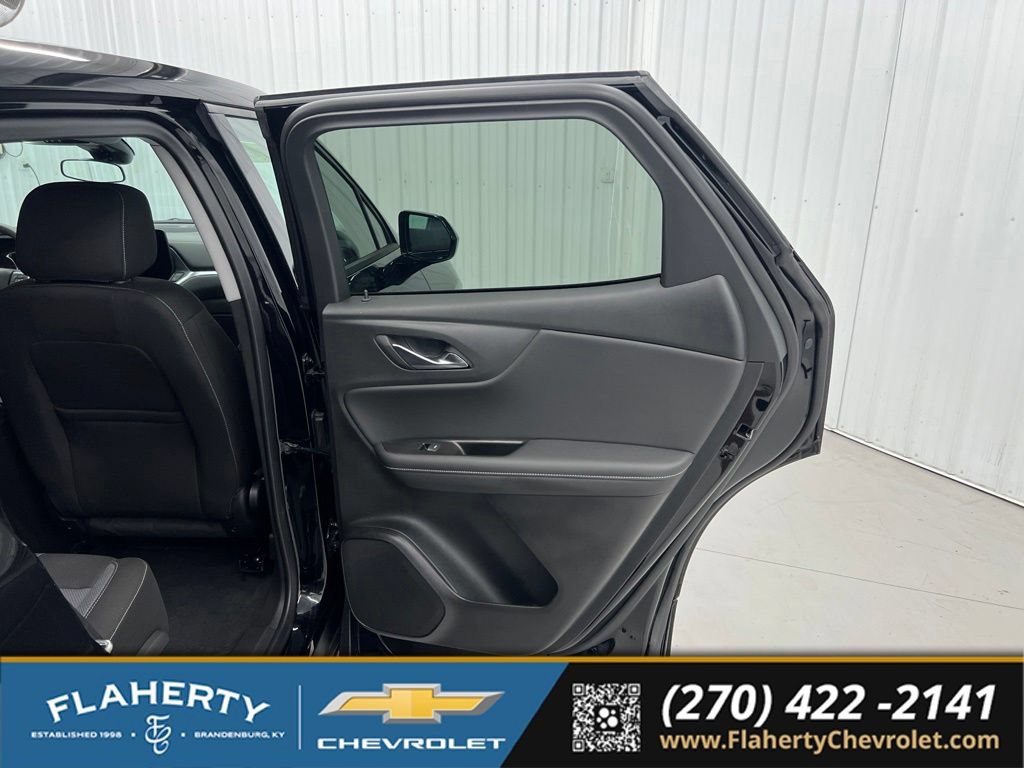 Used 2026 Chevrolet Blazer LT FWD image 12