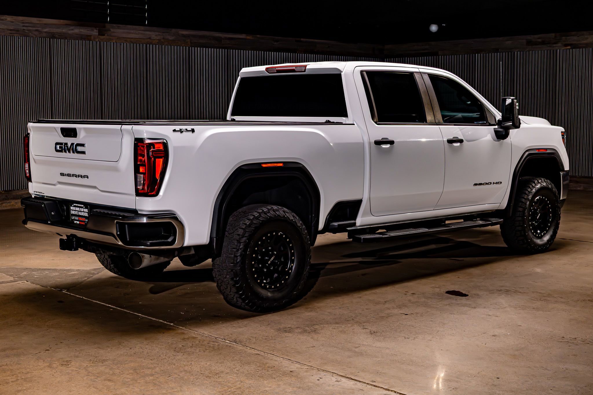 Used 2020 GMC Sierra 2500 4x4 Crew Cab w/ Convenience Package image 9