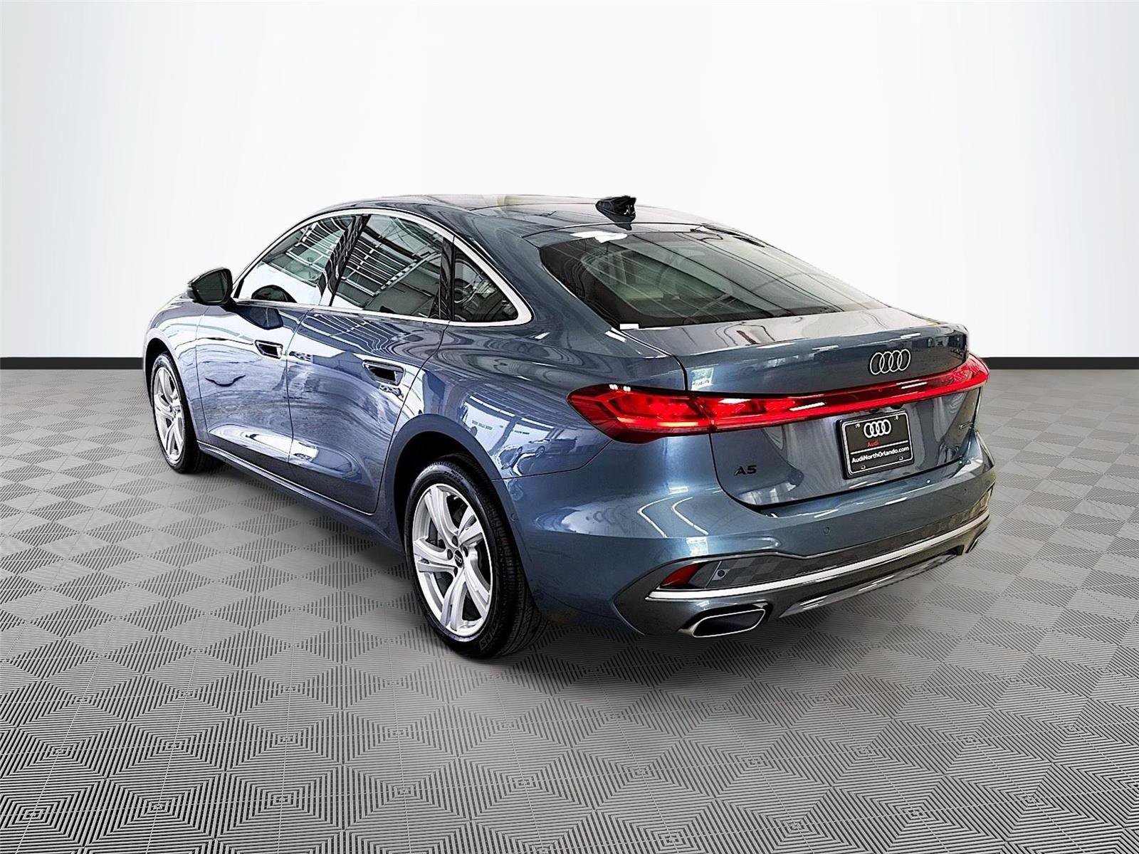 Used 2025 Audi A5 2.0T Prestige AWD/4WD image 5