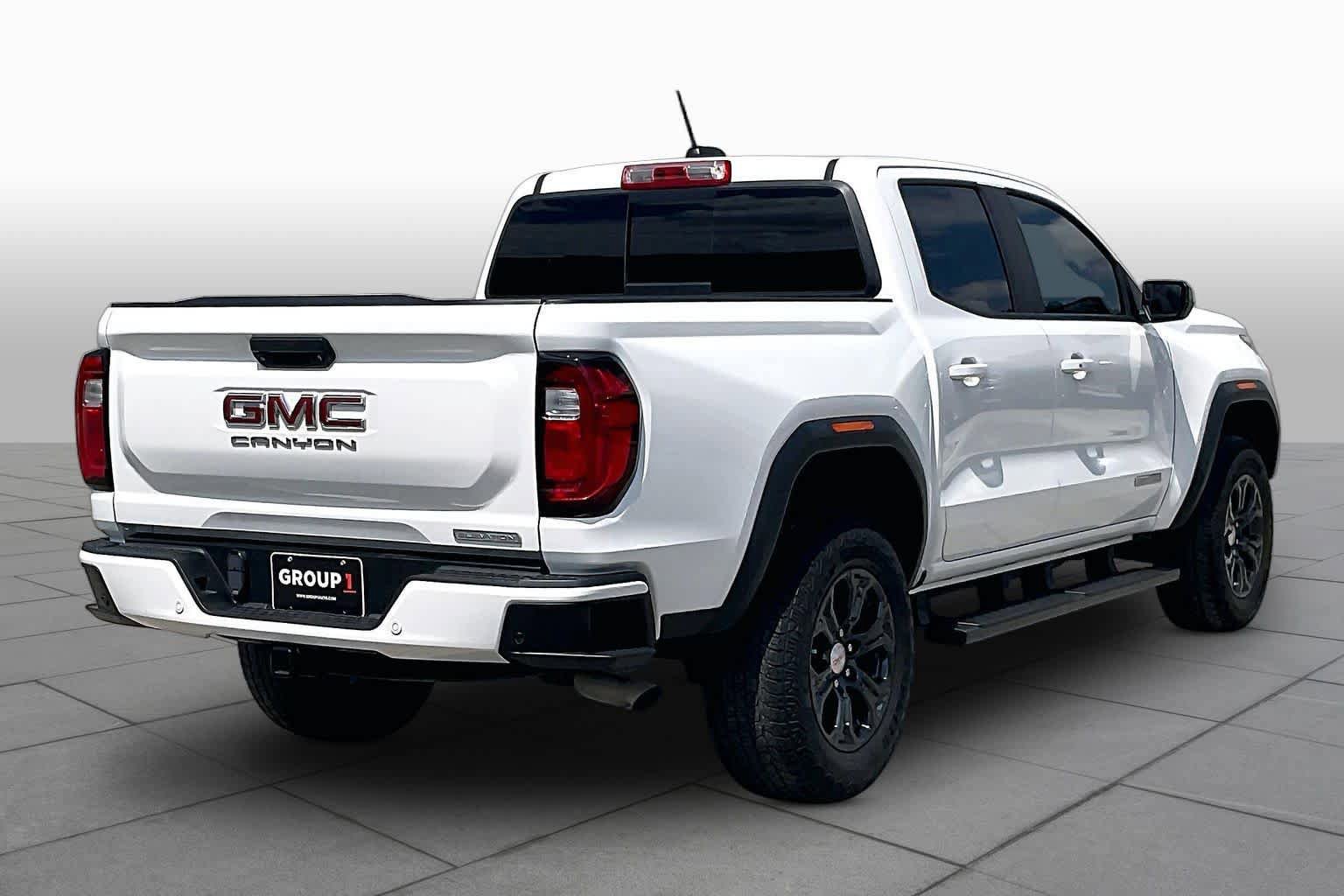 Used 2023 GMC Canyon Elevation w/ Elevation Premium Package RWD image 13