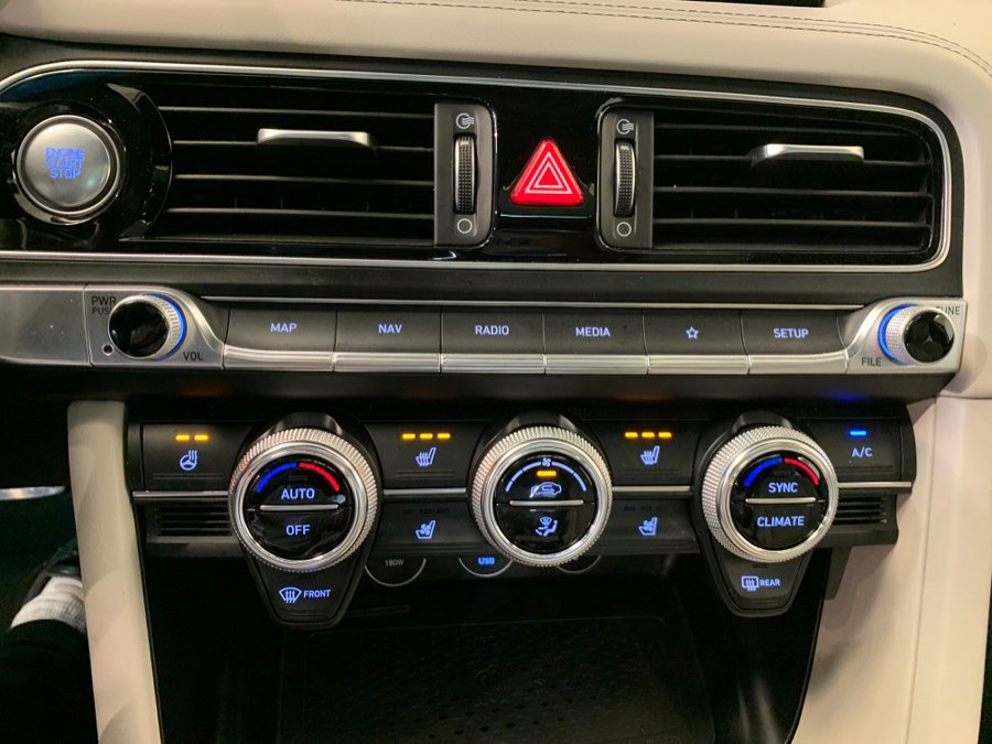 Used 2023 Genesis G70 3.3T w/ Sport Prestige Package image 48