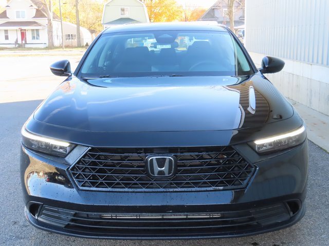 Used 2023 Honda Accord EX image 12