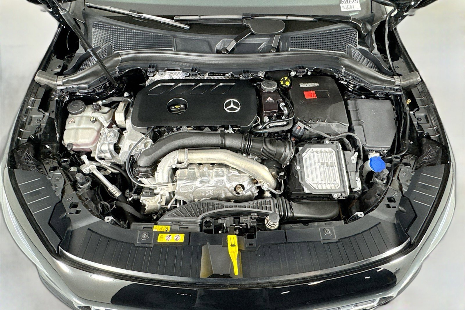 Certified 2025 Mercedes-Benz GLA 250 image 11