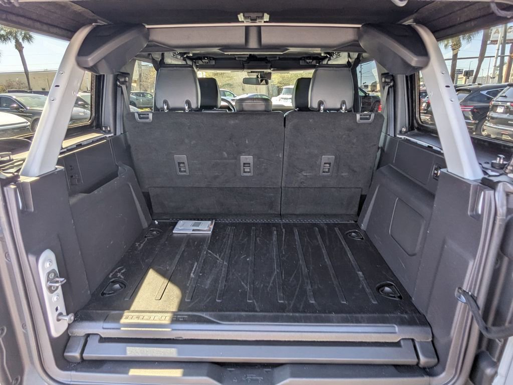 Used 2023 Ford Bronco Wildtrak image 6