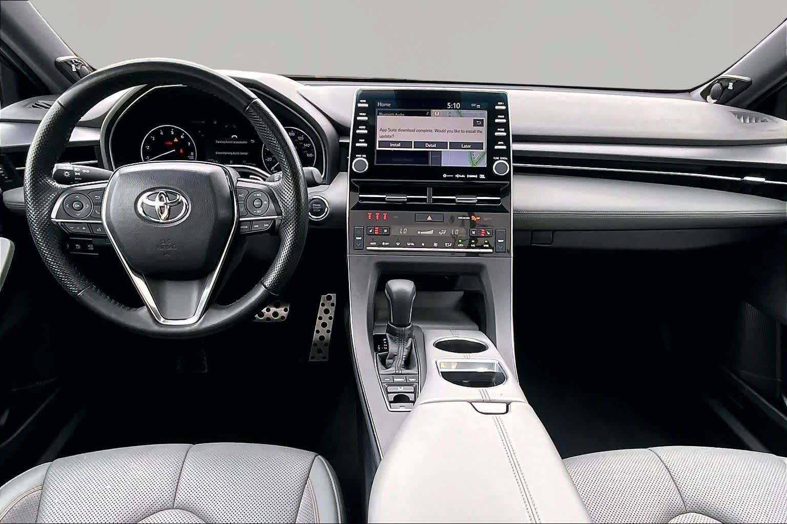 Certified 2019 Toyota Avalon Touring w/ Advanced Safety Package FWD image 16