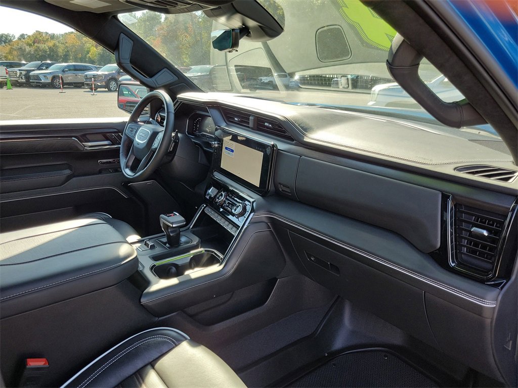 Used 2024 GMC Sierra 1500 AT4X image 49