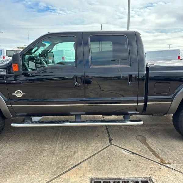 Used 2016 Ford F250 Lariat w/ Lariat Ultimate Package AWD/4WD image 3