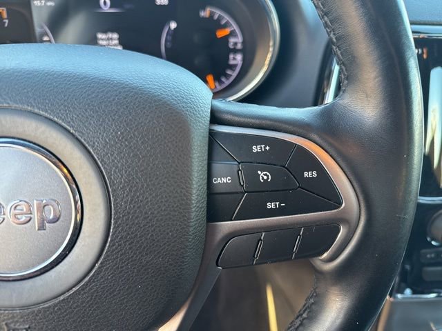 Used 2022 Jeep Grand Cherokee Limited image 28