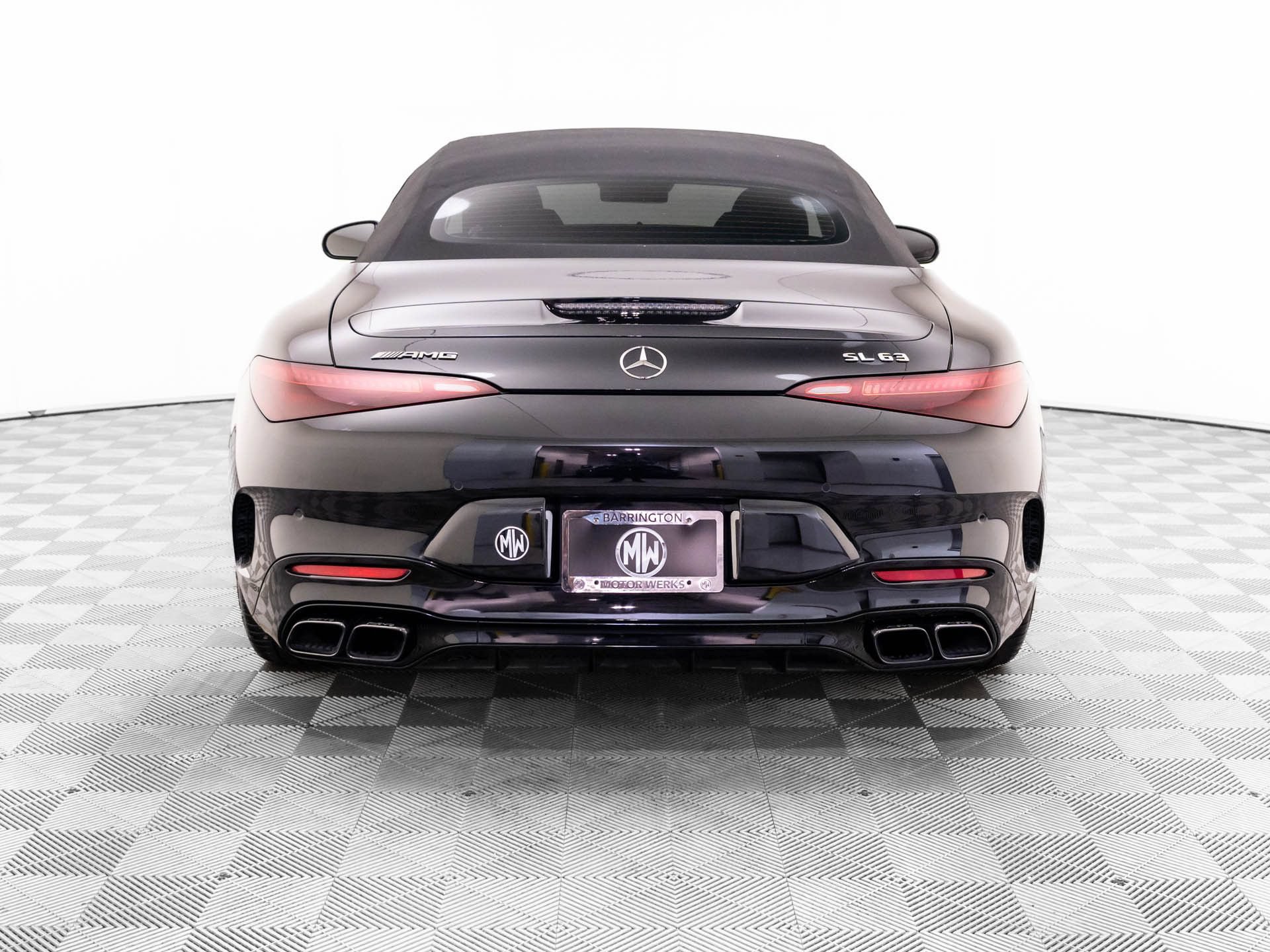Used 2022 Mercedes-Benz SL 63 AMG 4MATIC w/ Driver Assistance Package image 10