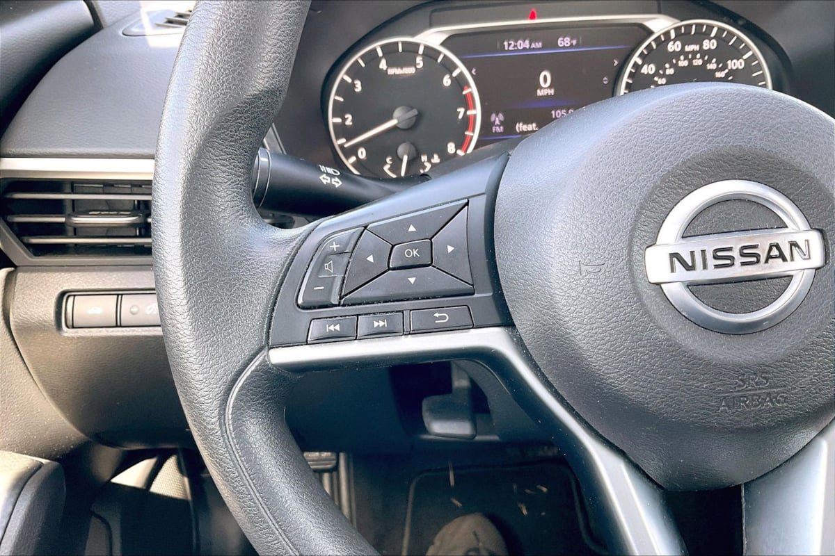 Used 2020 Nissan Altima 2.5 S FWD image 18