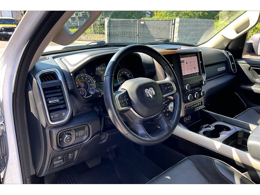Used 2022 RAM 1500 Laramie AWD/4WD image 14
