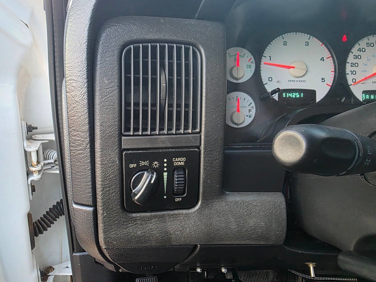 Used 2005 Dodge Ram 3500 Truck ST image 34