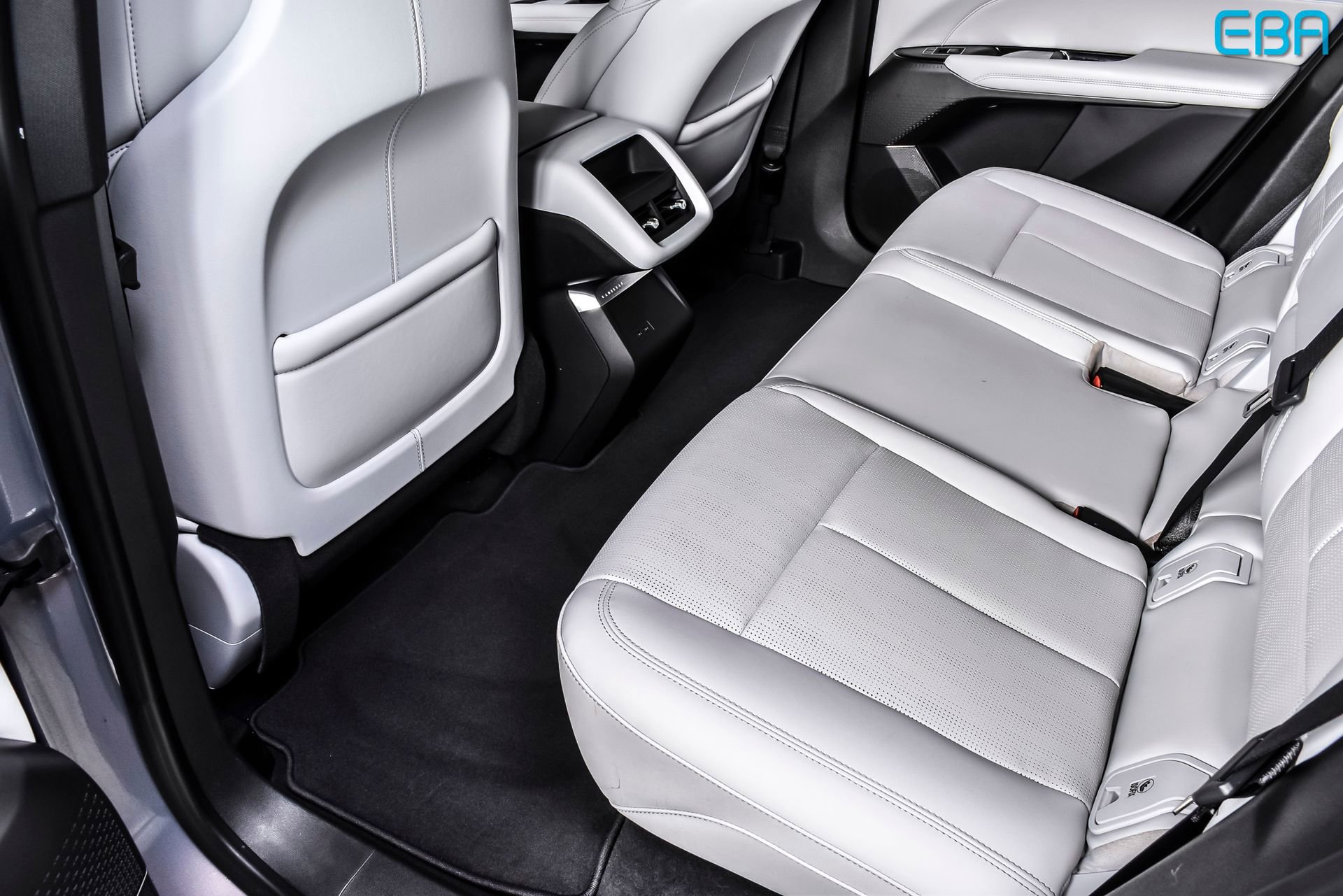 Used 2024 Cadillac Lyriq Luxury image 17