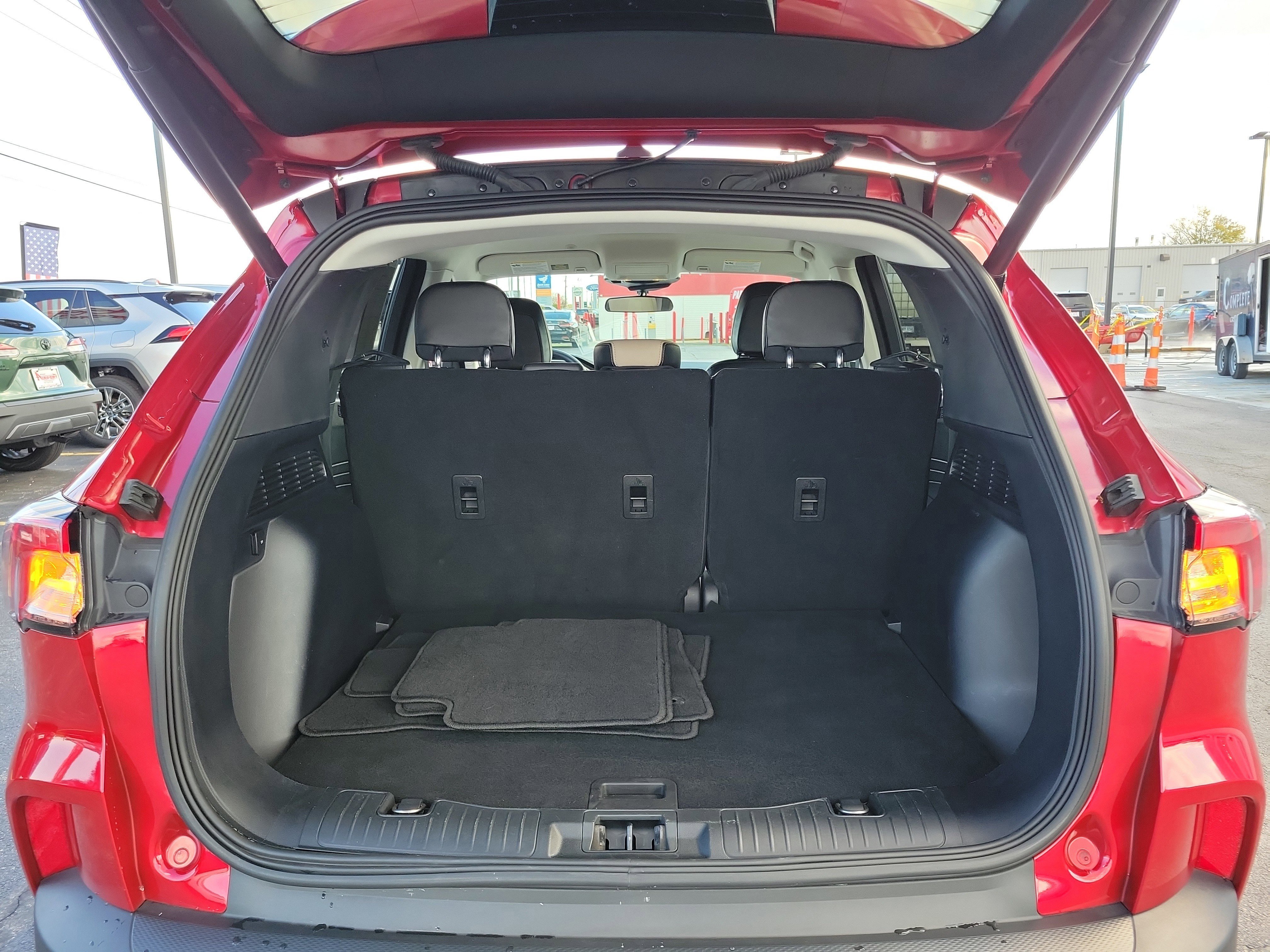 Used 2022 Ford Escape SEL image 8