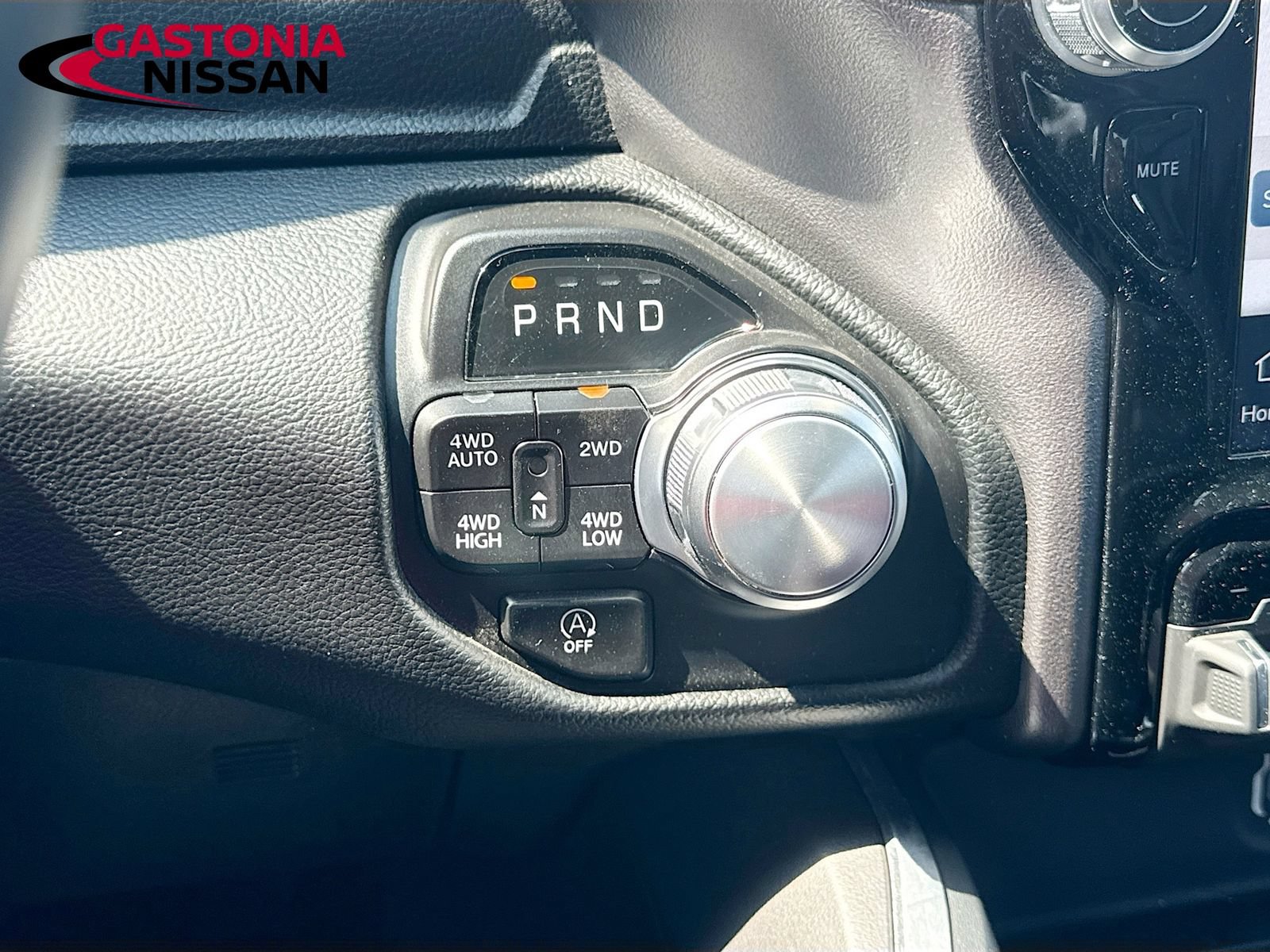 Used 2022 RAM 1500 Laramie w/ Sport Appearance Package AWD/4WD image 22