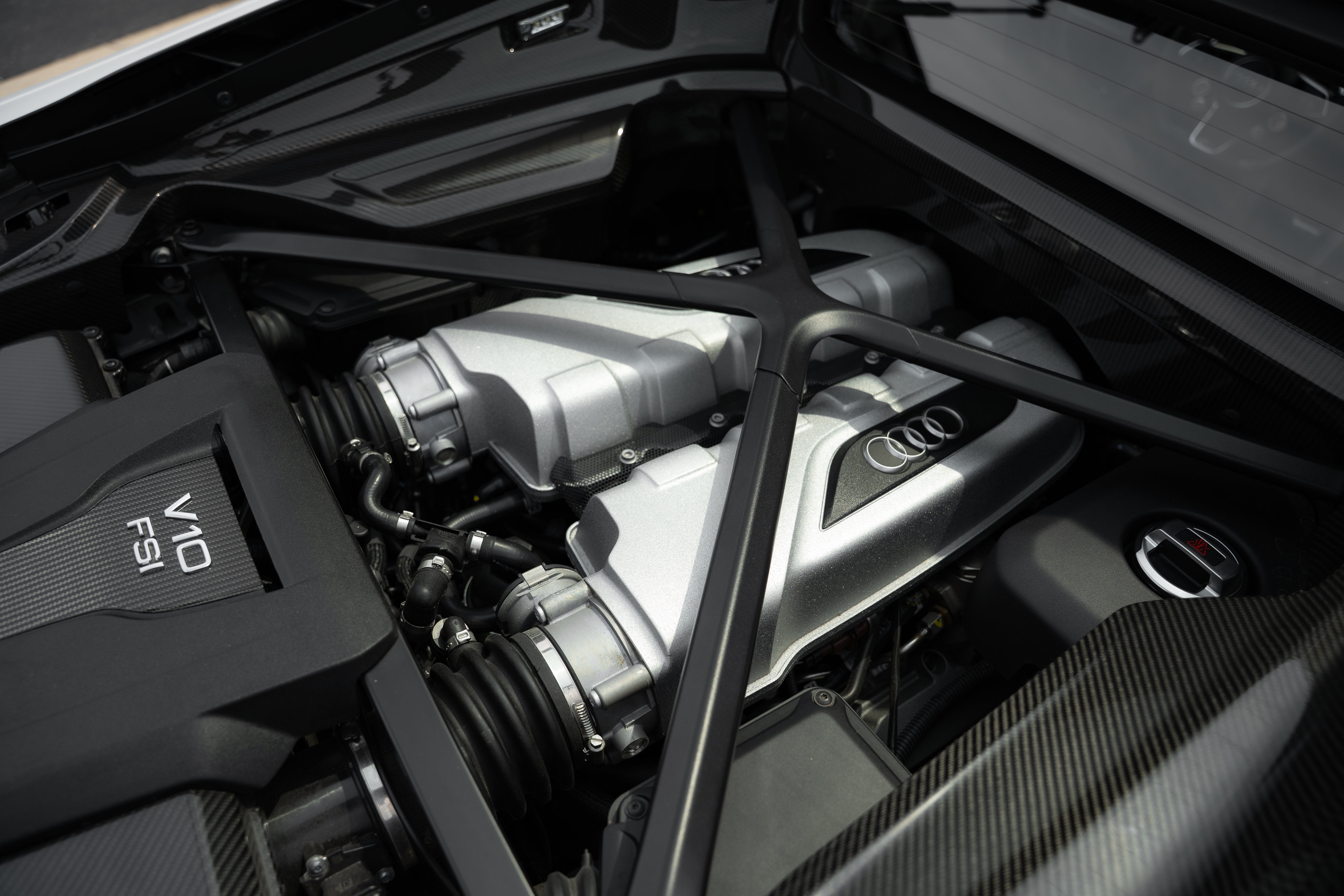 Certified 2023 Audi R8 V10 performance w/ Premium Package RWD image 36