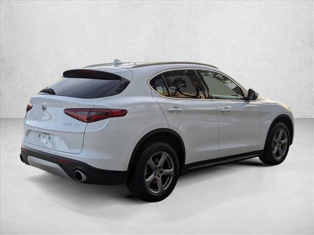 Used 2021 Alfa Romeo Stelvio Sprint image 5