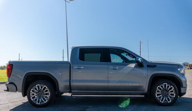 Used 2023 GMC Sierra 1500 Denali Ultimate AWD/4WD image 5