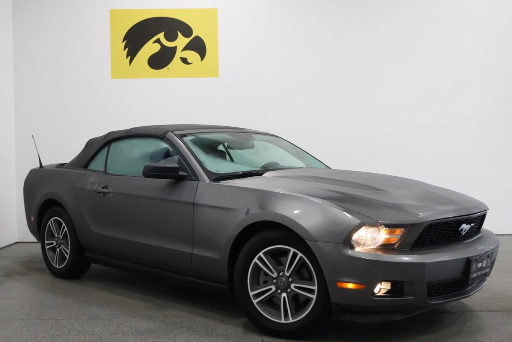 Used 2011 Ford Mustang Premium w/ Security Pkg image 2