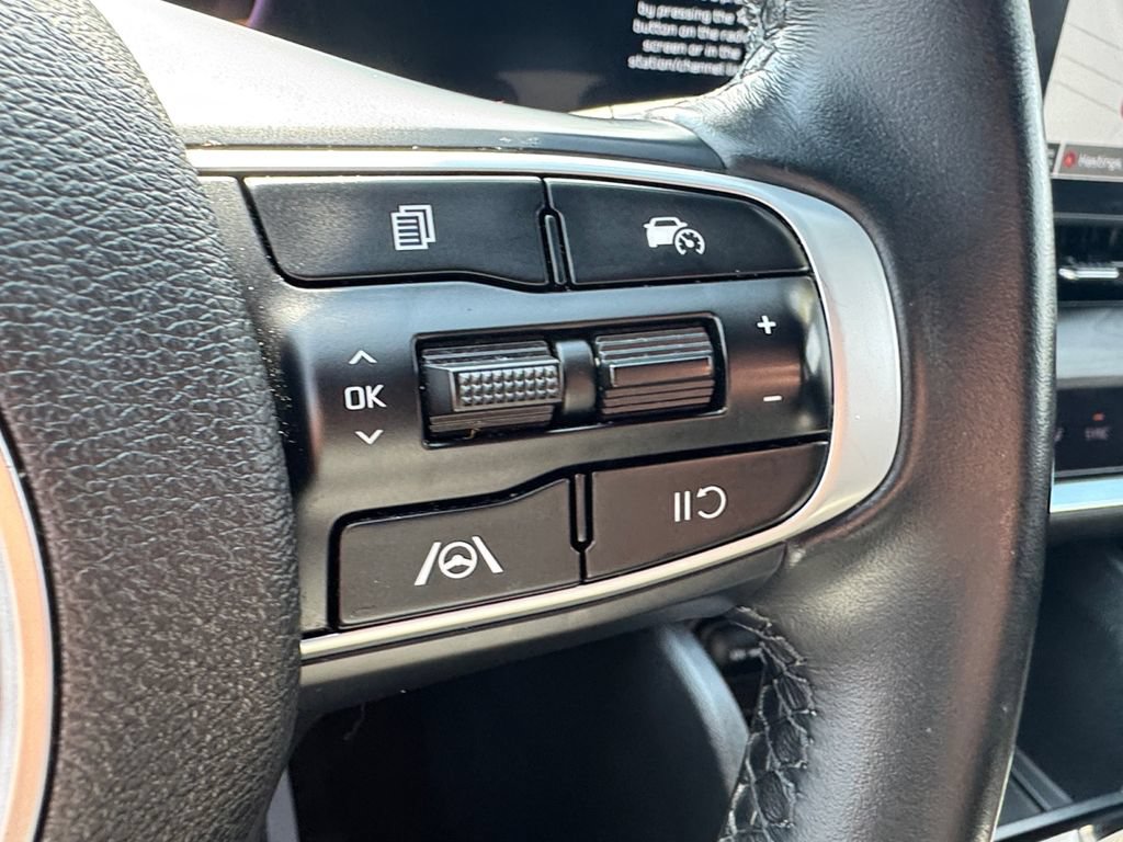 Used 2023 Kia Sportage X-Line AWD/4WD image 32