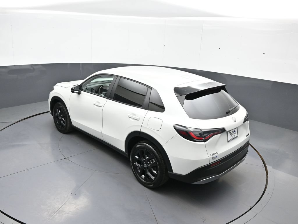 Certified 2024 Honda HR-V Sport image 39