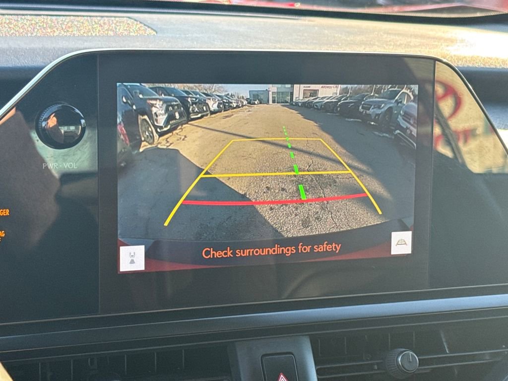 Used 2023 Lexus UX 250h AWD image 23