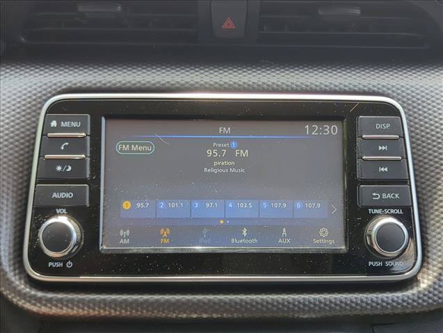 Used 2020 Nissan Kicks S FWD image 13