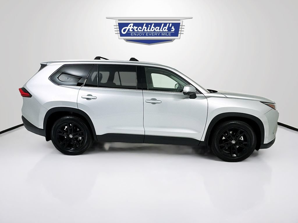 Used 2024 Toyota Grand Highlander AWD image 9