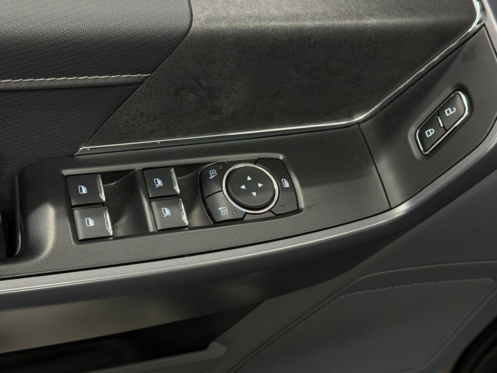 Used 2025 Ford F150 XLT w/ Equipment Group 301A Standard image 20