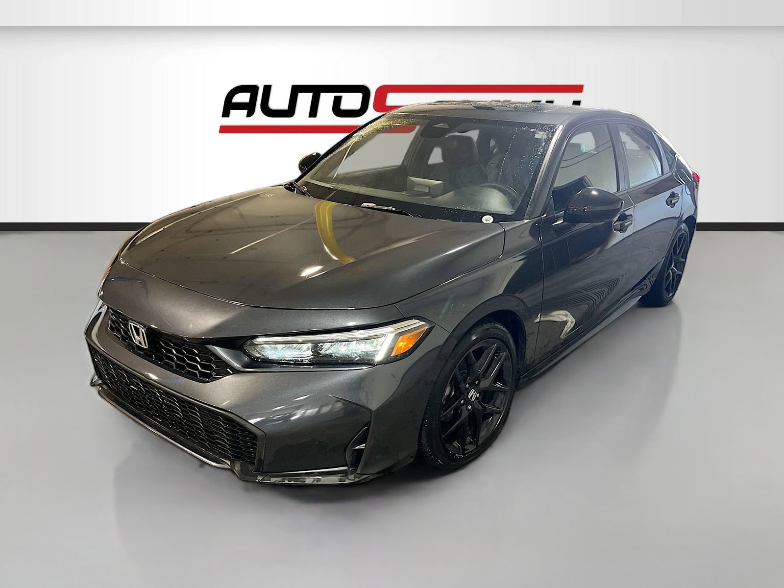 Used 2025 Honda Civic Sport image 3