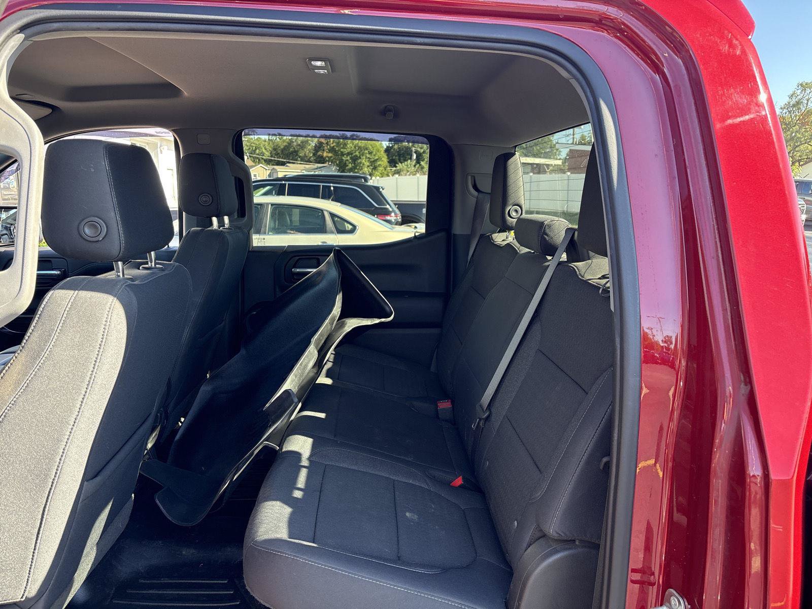 Used 2019 Chevrolet Silverado 1500 LT w/ All-Star Edition AWD/4WD image 10