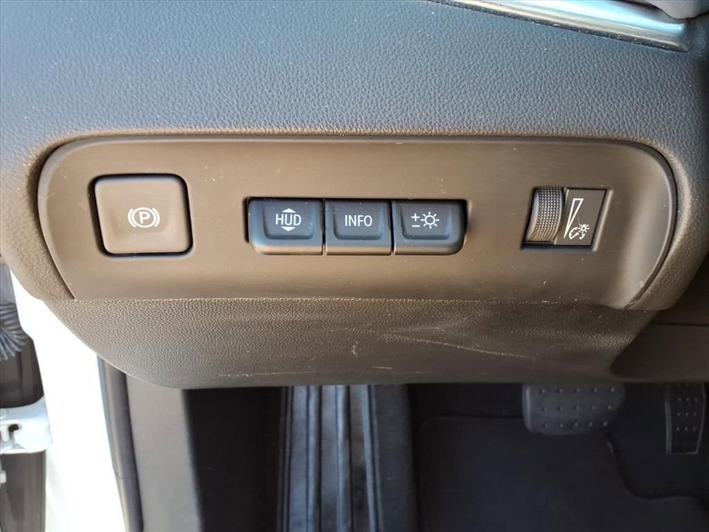 Used 2024 Buick Enclave Premium image 20
