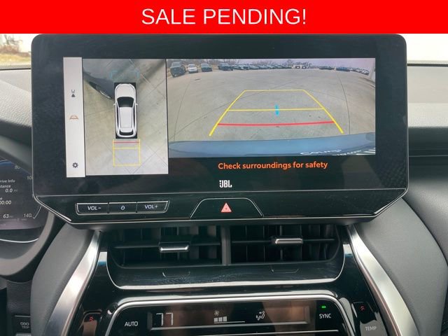 Used 2023 Toyota Venza Limited image 19