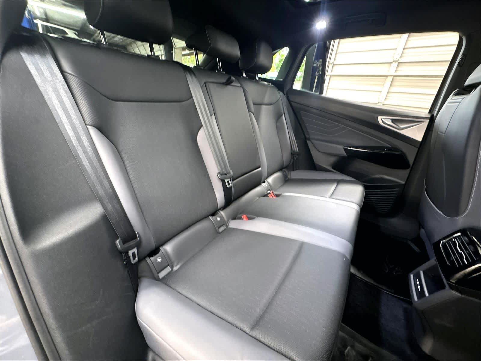 Used 2023 Volkswagen ID.4 Pro S RWD image 28