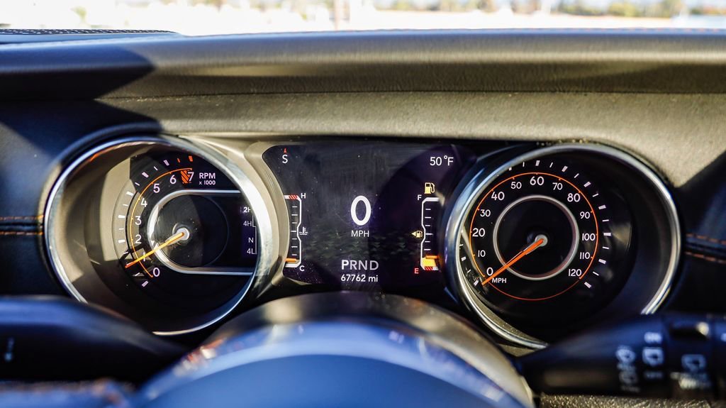 Used 2021 Jeep Wrangler Unlimited Sahara image 28