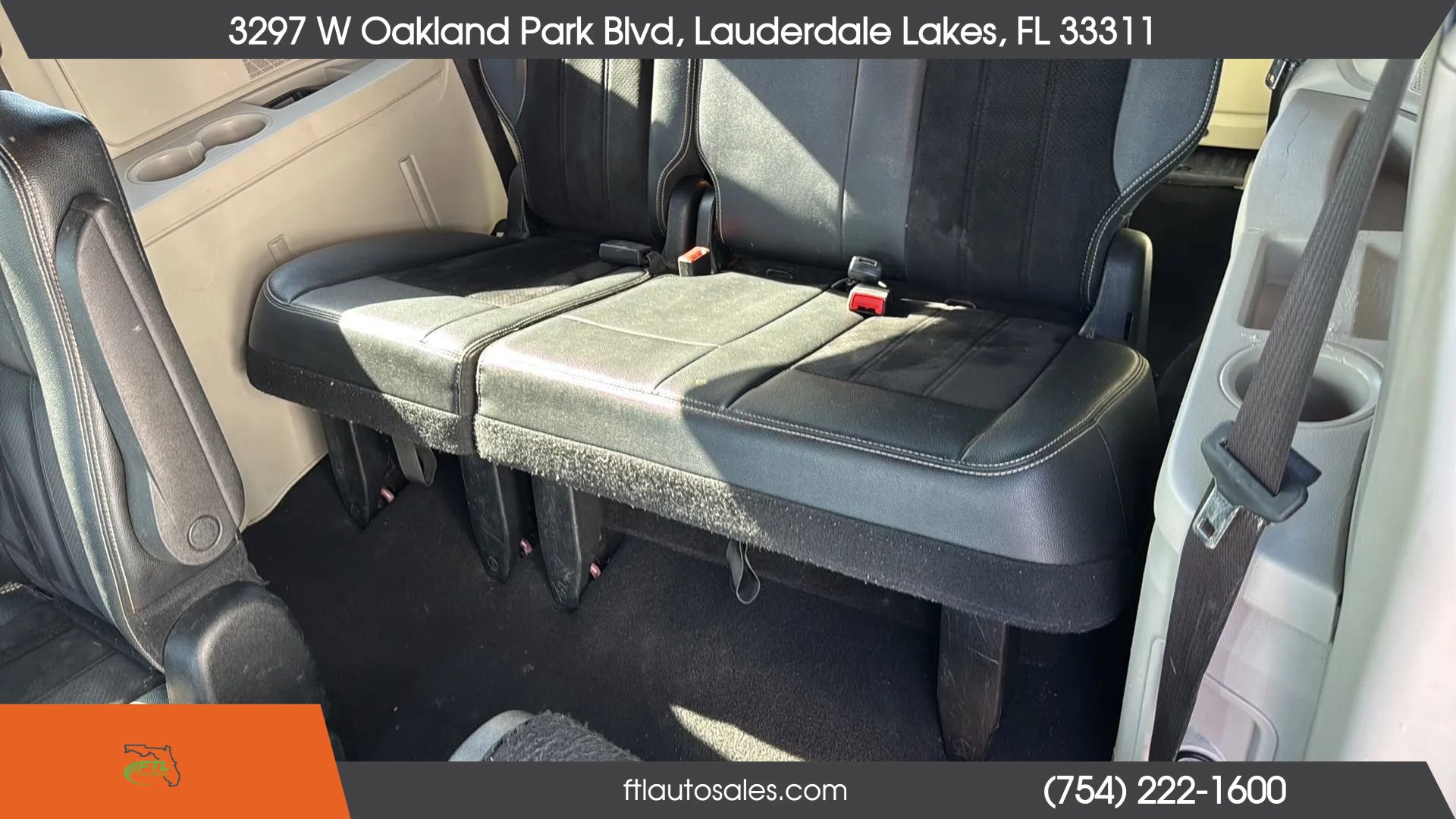 Used 2018 Dodge Grand Caravan SXT image 17