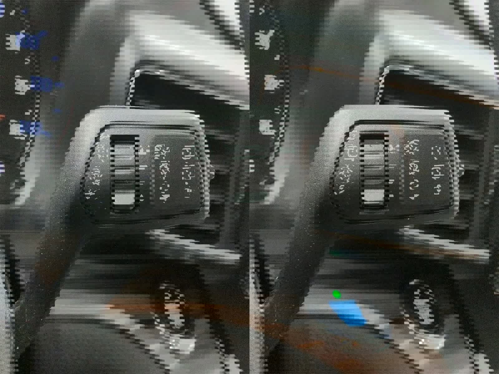 Used 2021 Ford Explorer Limited w/ Equipment Group 301A image 25