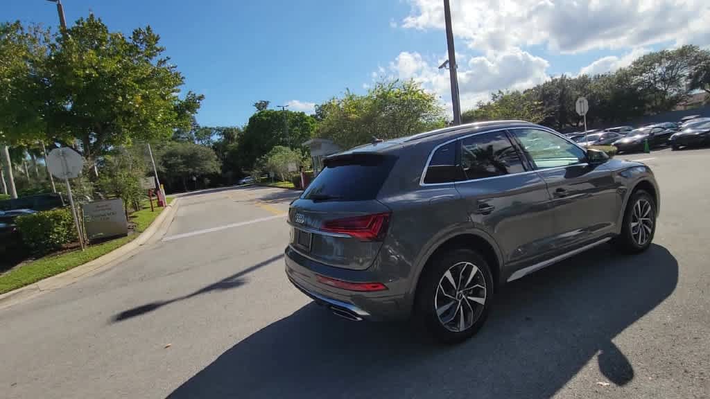 Certified 2024 Audi Q5 2.0T Premium w/ Convenience Package AWD/4WD image 8