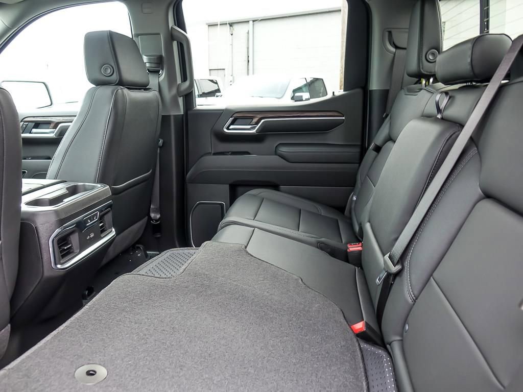 New 2026 GMC Sierra 1500 SLT w/ SLT Premium Package image 11